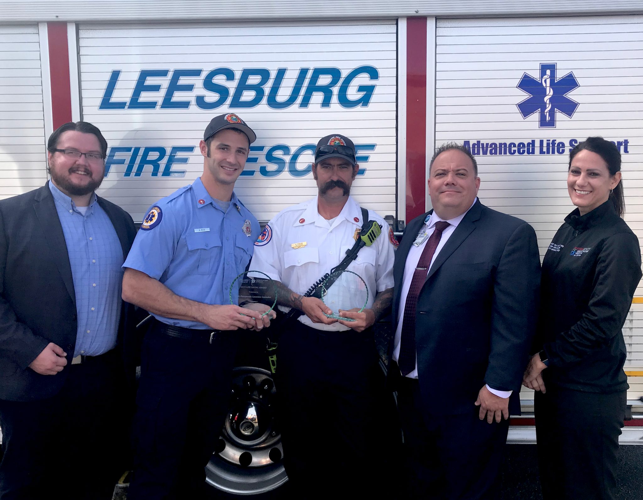 leesburg-firefighters-lifesaving-award